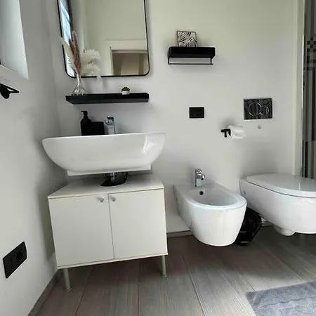 Maison37 Bilocale Facilita Di Parcheggio Apartman
