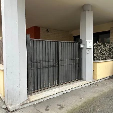 Maison37 Bilocale Facilita Di Parcheggio Apartman Firenze