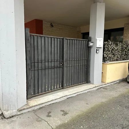 Maison37 Bilocale Facilita Di Parcheggio Apartman Firenze